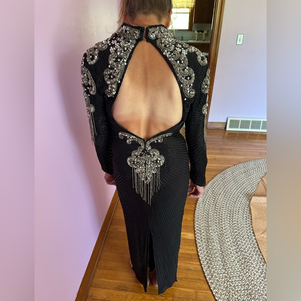 Vintage Elegant Black Beaded Women's Dress - Picture 3 of 14